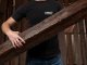 Termékminta: DecoWood Vörös-120 Rusztikus poliuretán gerenda (EQ 006) 20 cm