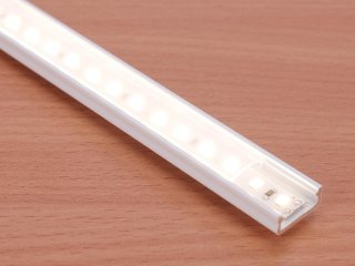 Type-D Fehér - Alumínium U profil LED szalagos világításhoz 16x6 mm (Átlátszó búrával)
