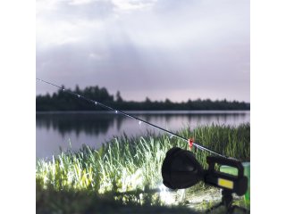 LED kézi reflektor (5W/580Lumen) akkumulátoros, munkalámpa funkció, tripod, fekete