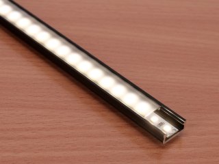 Type-D Fekete - Alumínium U profil LED szalagos világításhoz 16x6 mm (Fekete PMMA búrával)