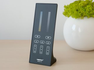 Y2, Group Control CCT LED színhőmérséklet szabályzó távirányító, elemes