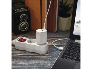 USB töltő, hálózati adapter - USB + USB-C, gyorstöltéssel 45W (5-20V/3-1.5A) - Fehér