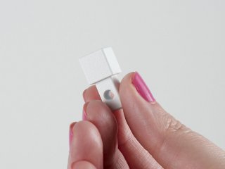 Alumínium négyzetes végzáró sarokprofil élvédőhöz (10 mm), struktúrált fehér - 1 db