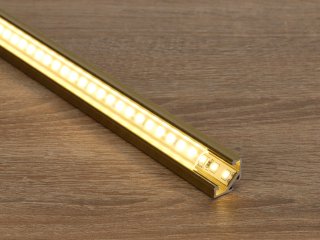 Type-C Arany - Alumínium sarokprofil LED szalagos világításhoz (Átlátszó búrával)