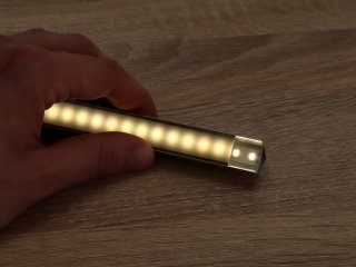 GLASS SHELF Ezüst - üvegpolc profil LED szalaghoz (Fekete búrával)