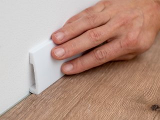 Parkettaszegély léc (HCR 505) kőkemény HDPS anyagból, csempéhez is!