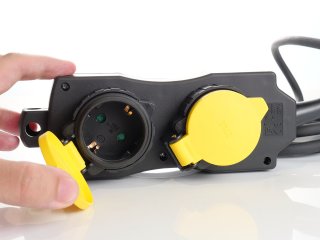 Kültéri négyes elosztó (IP44) fekete-sárga, 3 méteres vezetékkel