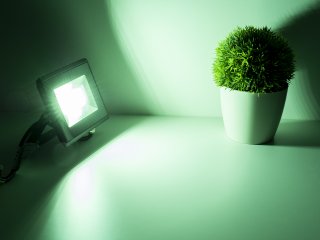 Party LED reflektor zöld fényű (20W/1700lm) színes világításhoz, kertbe, kültérre