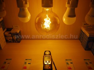 E27 LED izzó Vintage filament (4.8W/300°) G125 Spirál - extra meleg fehér, dimmelhető