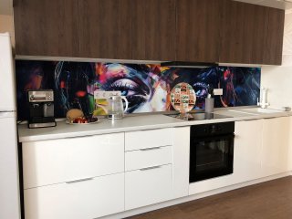 Soner konyhai hátfal, absztrakt minta, műanyag falburkolat, hajlítható, törés- és hőálló 60x120 cm