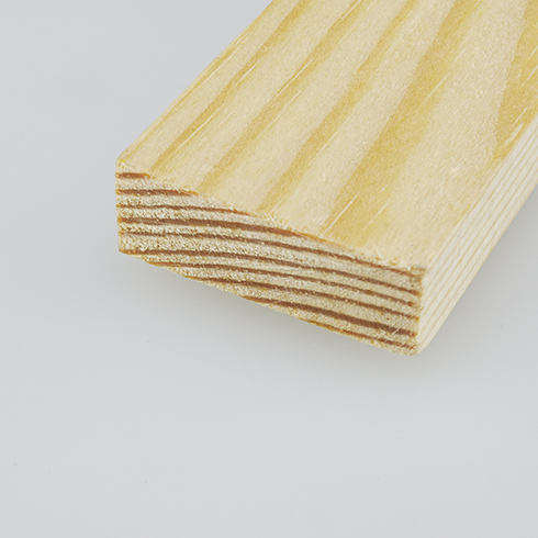 Gyalult fa négyszögléc - fa barkácsléc, skandináv fenyőből (10x30mm)