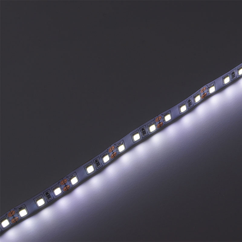 LED szalag beltéri 2835-120 (12 Volt) - hideg fehér DEKOR!