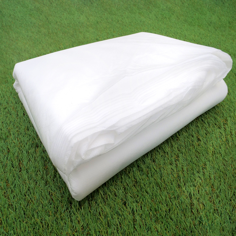 Kertészeti fátyolfólia 17 g/m2, fehér színű (160 cm x 10 méter)