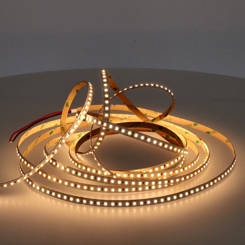 LED szalag beltéri 2835-140 (24 Volt) - meleg fehér (100lm/W CRI=90)
