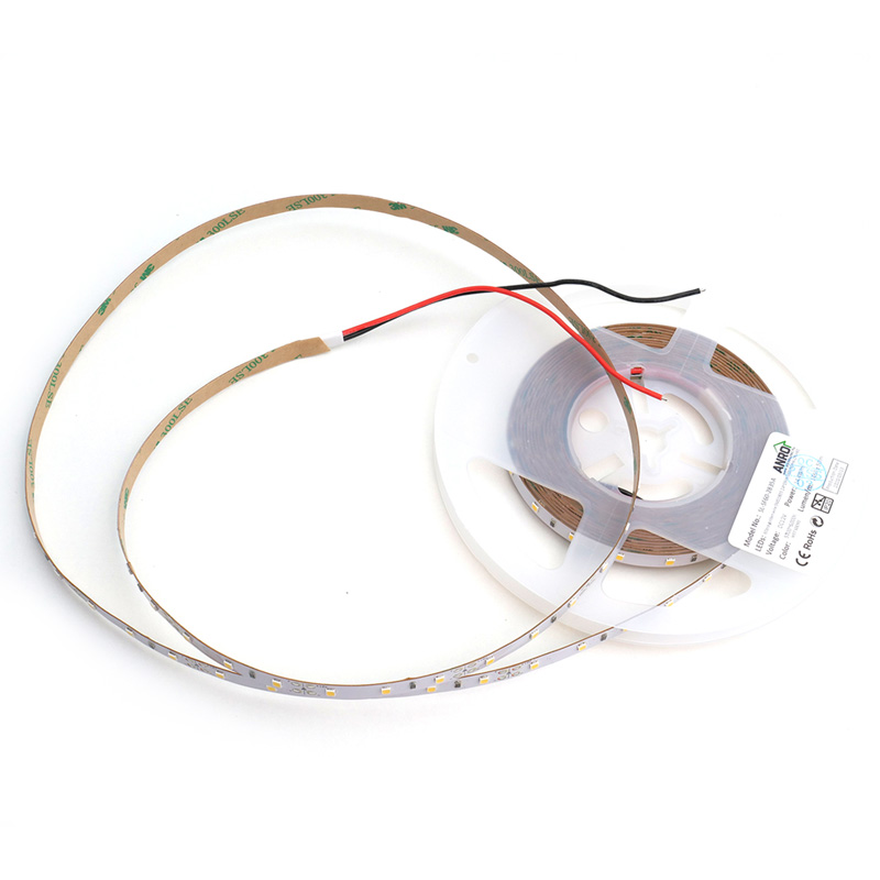 LED szalag beltéri 2835-60 (12 Volt) - hideg fehér (102lm/W CRI=90)