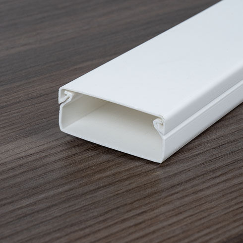 Kábelcsatorna, 40x16 mm, fehér színben - 2 m