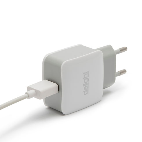 Univerzális USB töltő adapter (5-12V/1.5A) - Fehér
