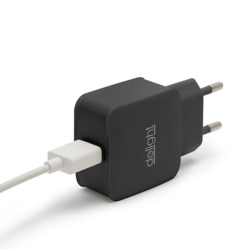 Univerzális USB töltő, hálózati adapter (5-12V/1.5A) - Fekete