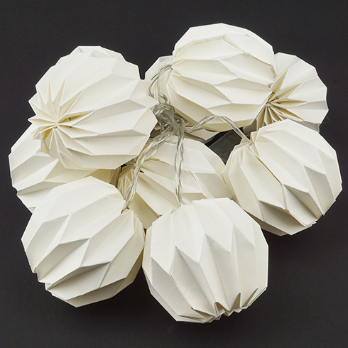 Elemes LED dekoráció (1.35m/10 LED) melegfehér, fehér színű papír lampion