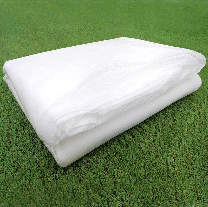 WINTERTEX fagykár elleni nem szőtt textília, 50 g/m2, fehér színű (1,6m x 10 méter)