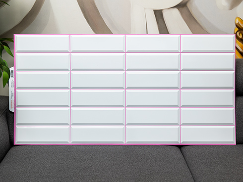 Flexpanel PVC falburkoló lap - Fehér metrocsempe rózsaszín fugával
