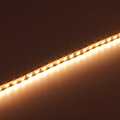 LED szalag beltéri 2835-120 (24 Volt) - meleg fehér (5 mm széles!) Kifutó!
