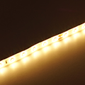LED szalag kültéri 2835-64 (24 Volt) - meleg fehér (160+lm/W) Kifutó!