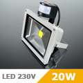 Mozgásérzékelős LED reflektor (20W/120°) Meleg fehér