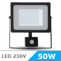 Mozgásérzékelős LED reflektor (50W/100°) 6000K Fekete