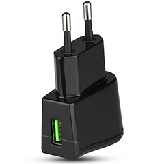 Utazó USB töltő adapter (5V DC - 2A) fekete - telefontöltő