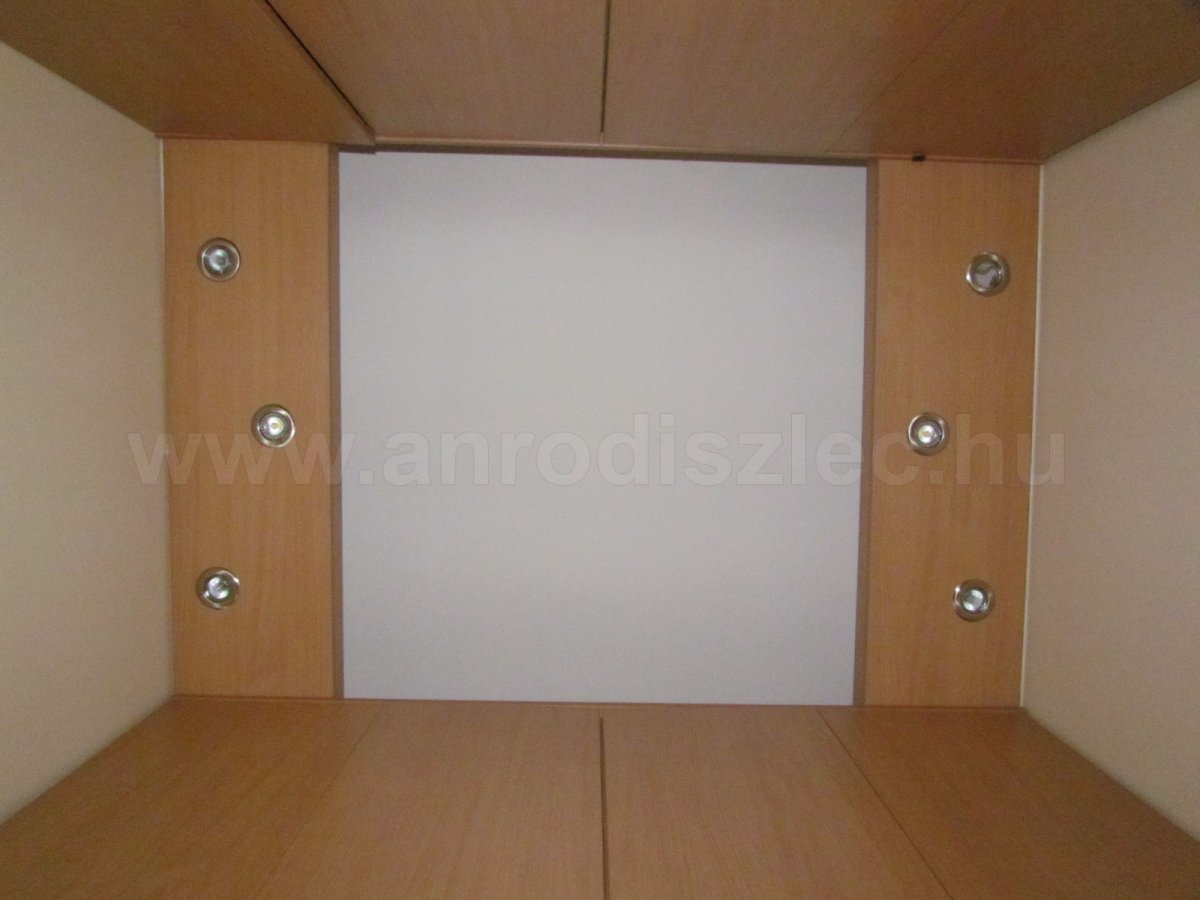 Bútorlapba épített LED spotlámpák