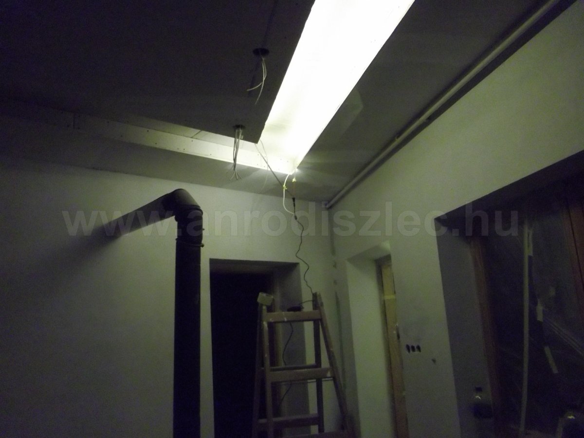 LED hangulatvilágítás próba 30 ledes szalaggal