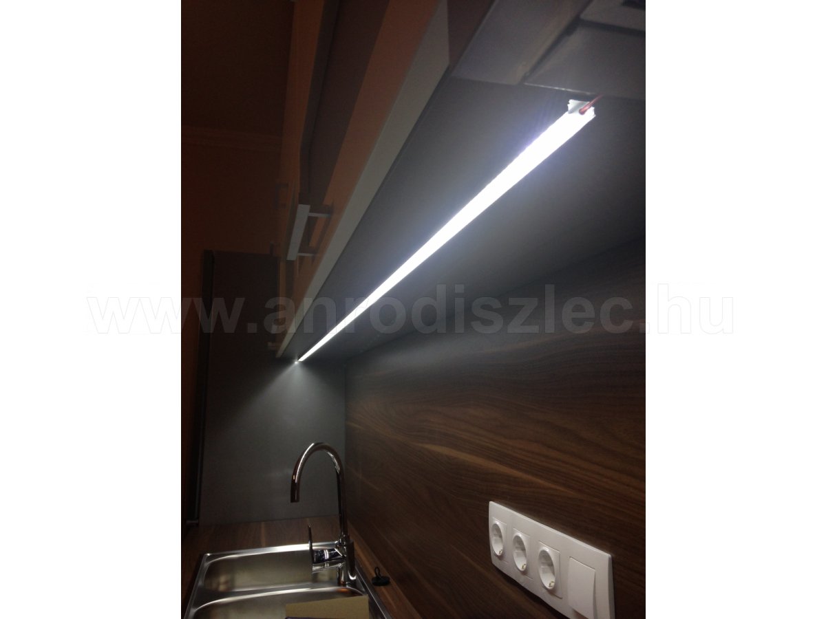 2835-120-FN LED konyhapult világítás aluminium profilban