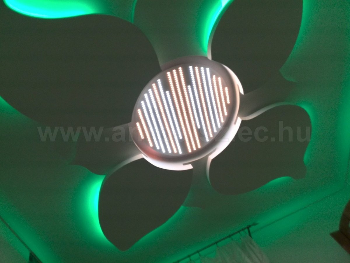 RGB Led szalagos mellékvilágítás, valamint hideg, és meleg fehér led szalagos (3528) fővilágítás