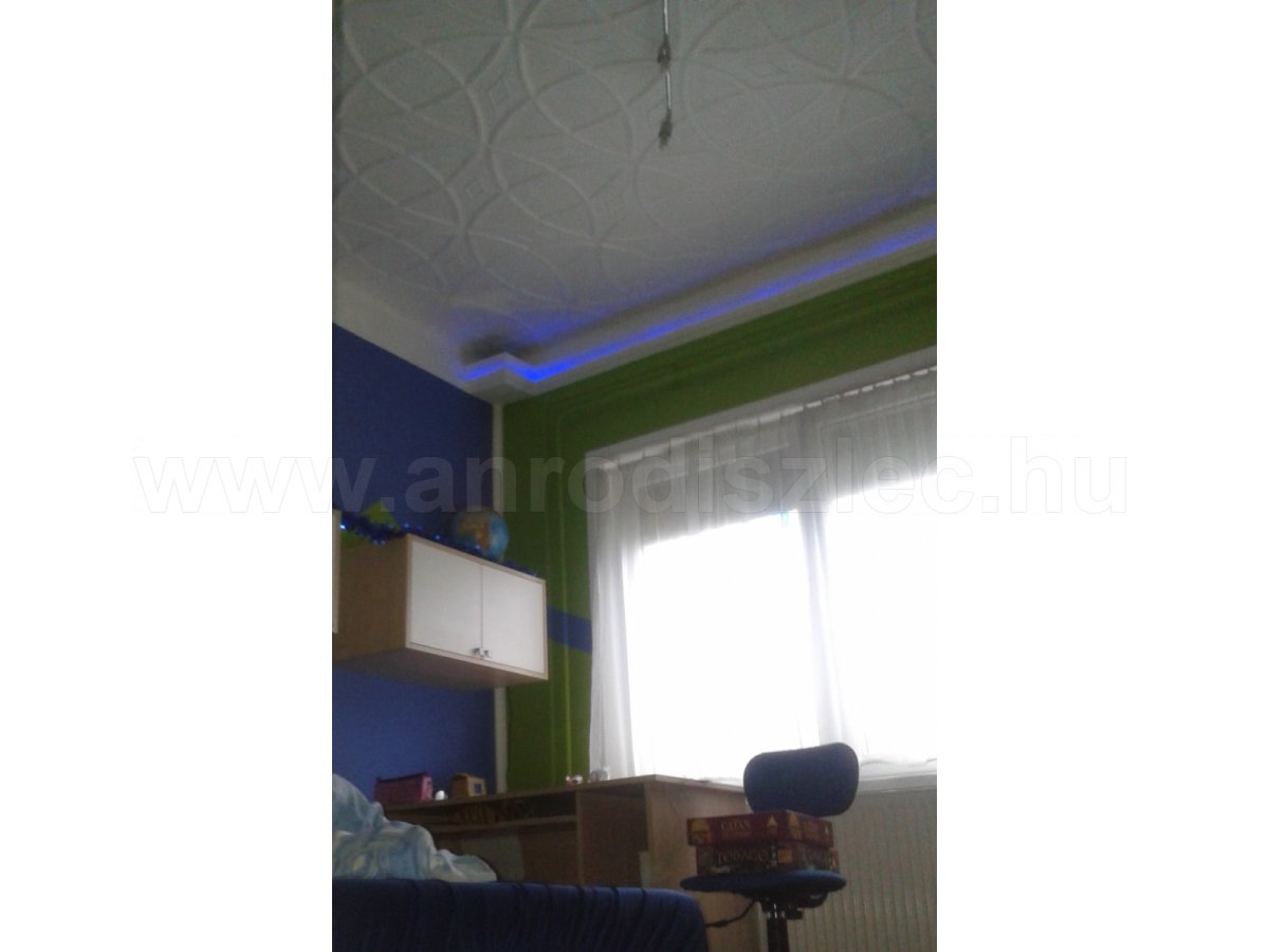 Gyerekszoba LED világítással