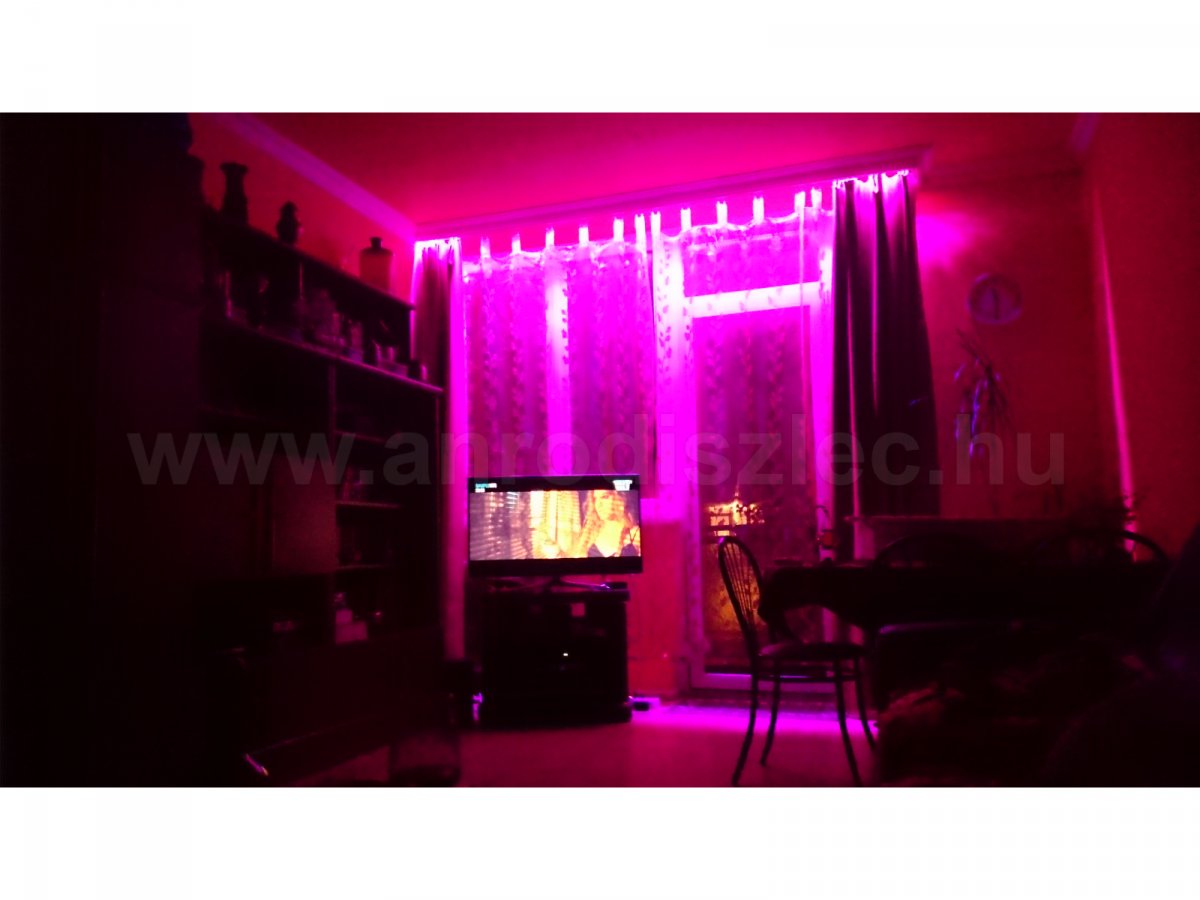 Karnis fény színváltós RGB világítással