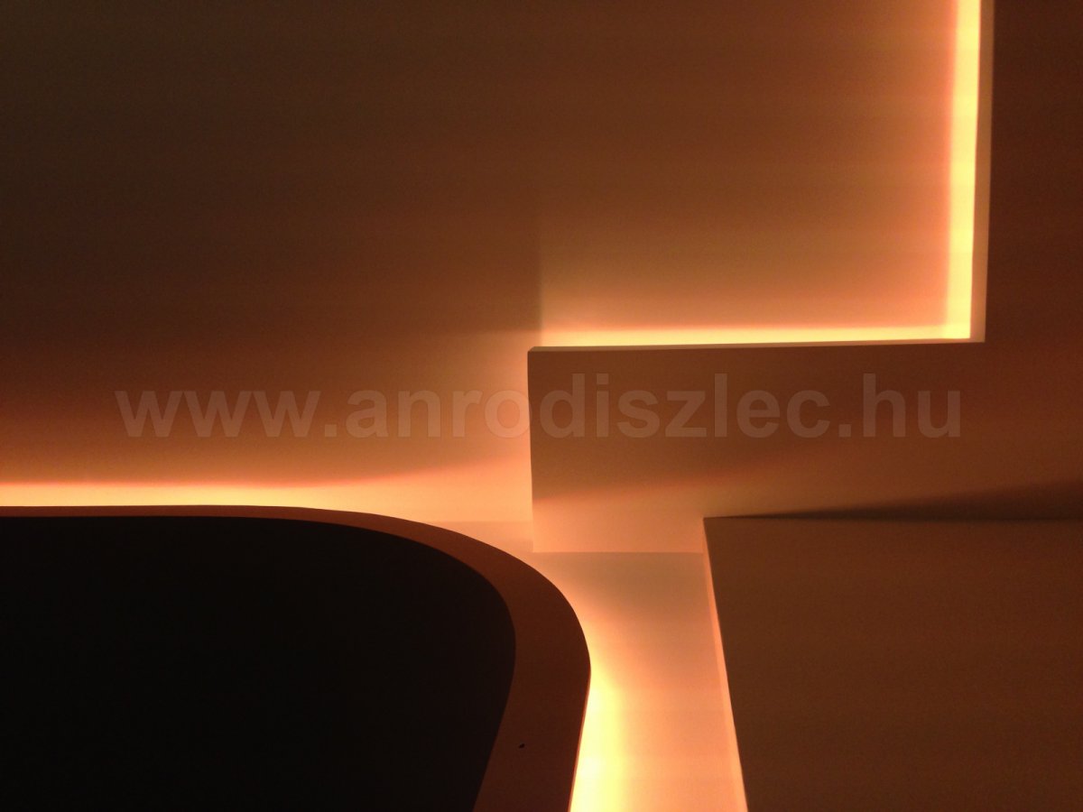 Nappali, RGB Led csíkkal, WiFi vezérléssel