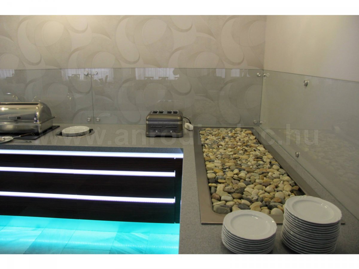 Hotel Bodrog Wellness **** Étterem - büfé