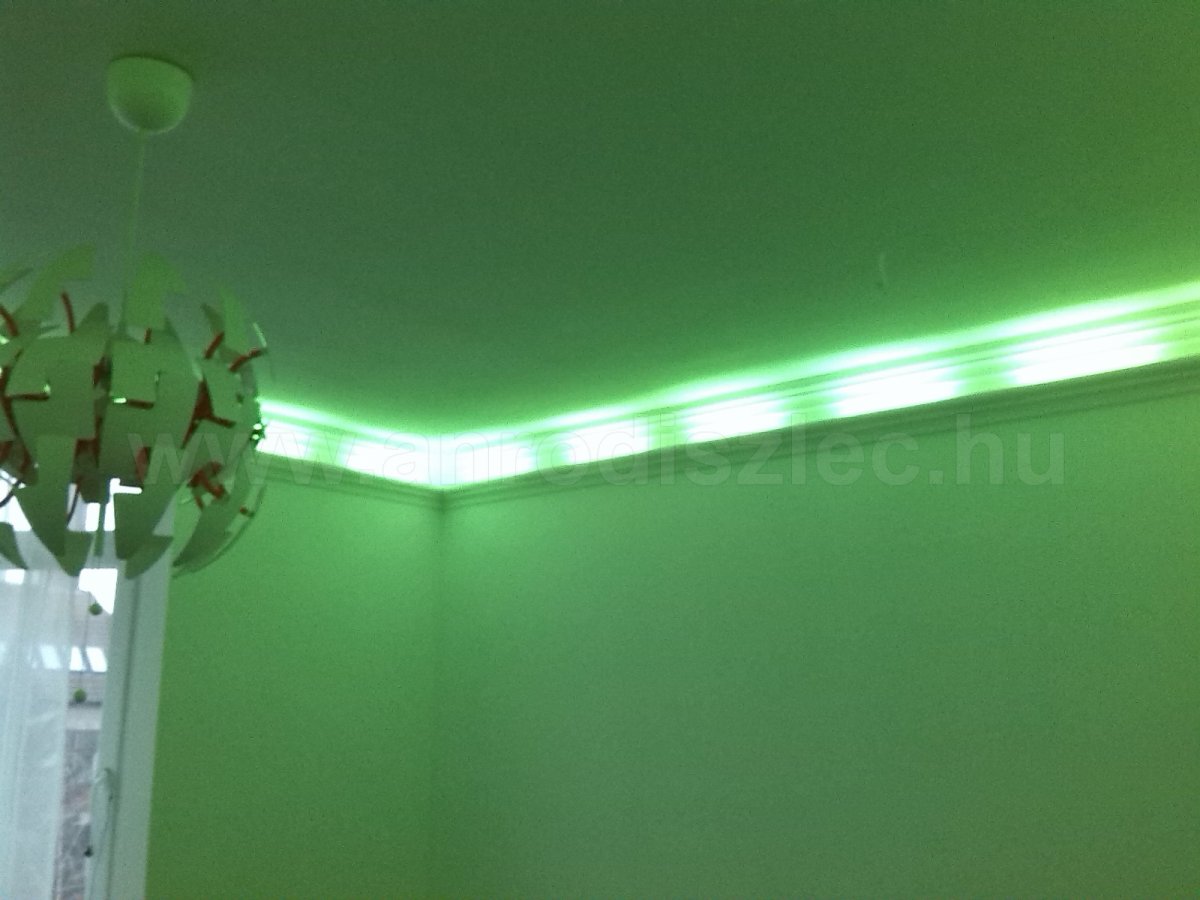 Dekorfényű RGB LED világítás