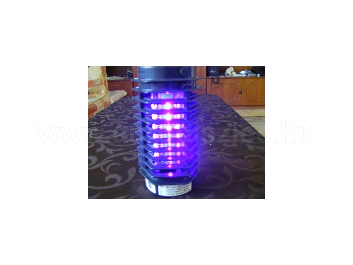 Rovarcsapda szúnyogok, legyek, rovarok ellen UV LED szalaggal