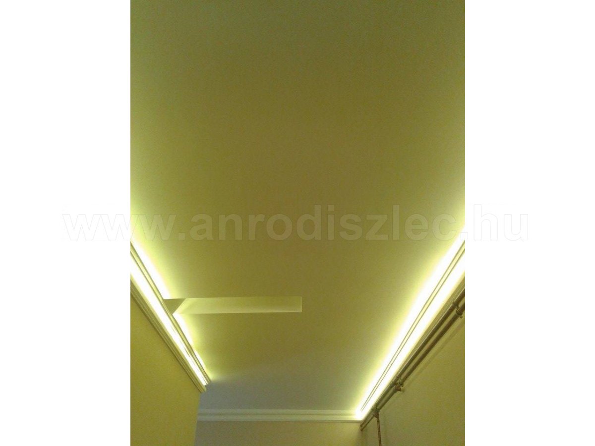 L alaku folyosó
