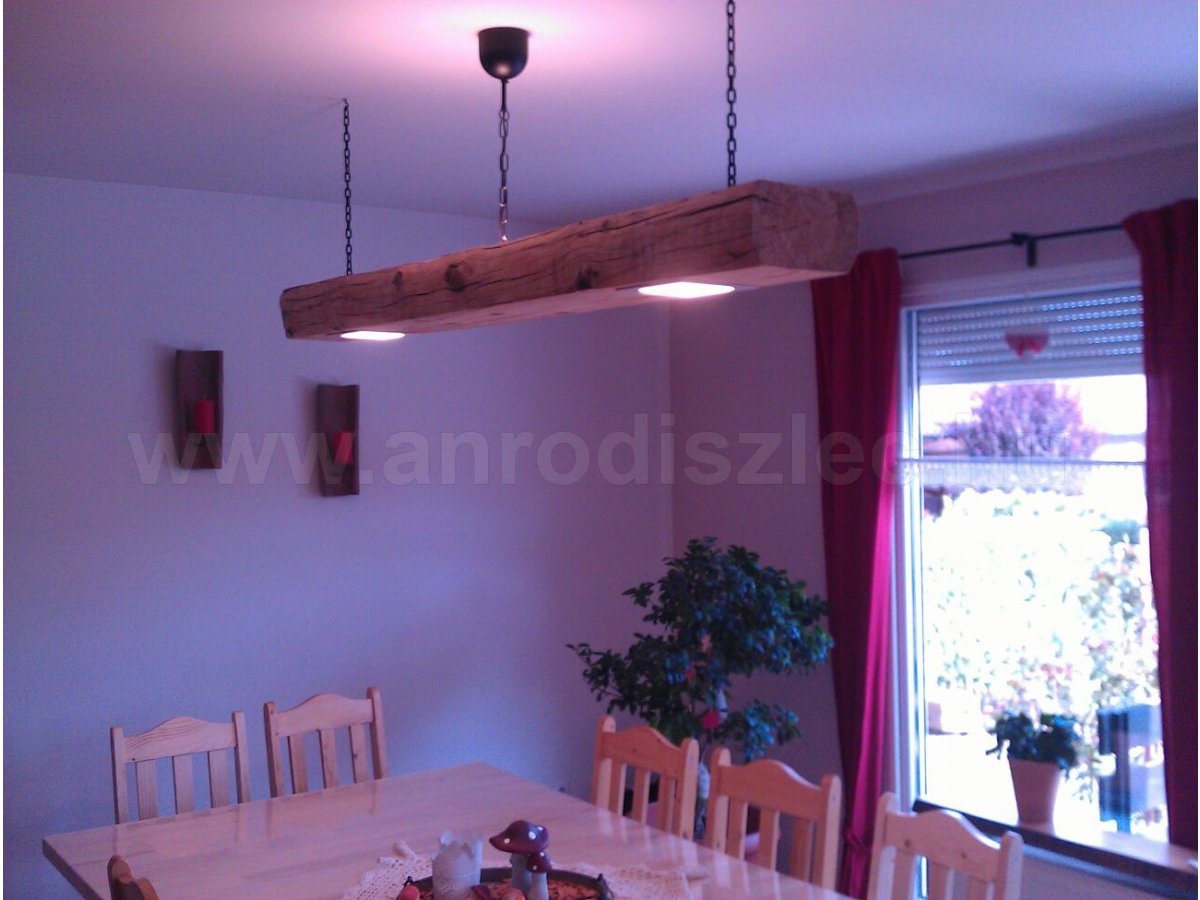 LED panel gerendába süllyesztve, konyhai világításként