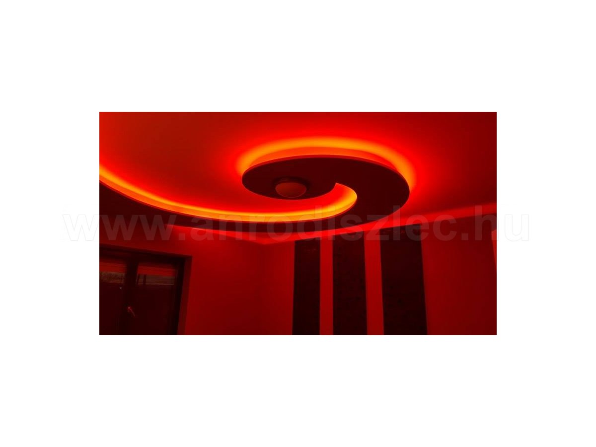 RGB spirál - a színváltós szalag egyik fő színe a piros.