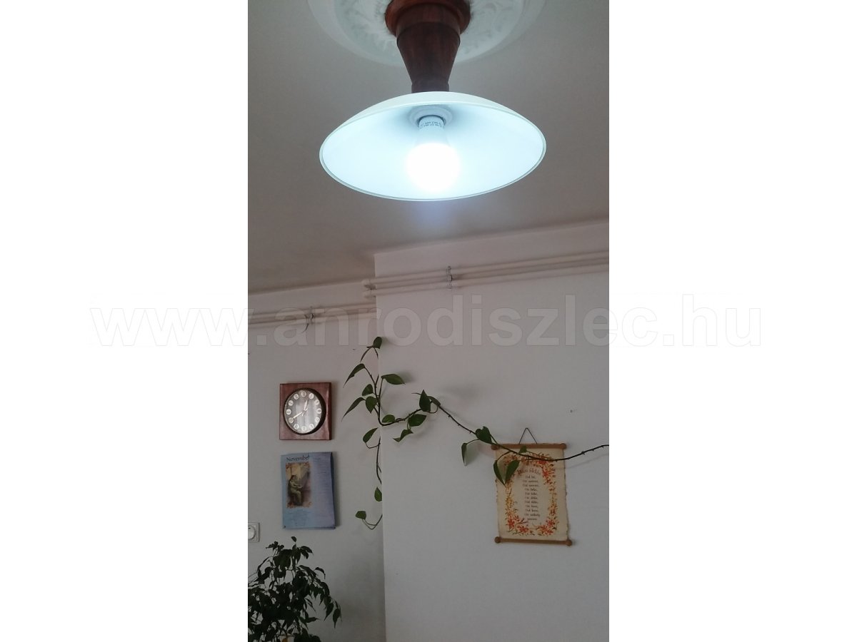 Lámpa gömb led égővel