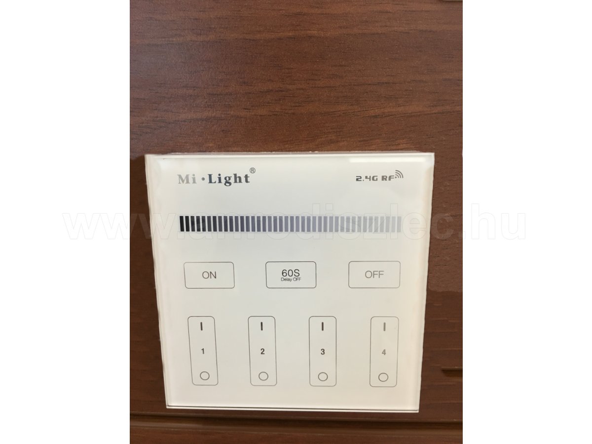 LED világításhoz fali távirányító MiLight