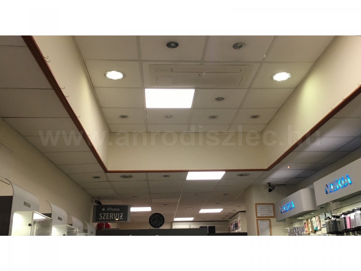 LED panel kazettás álmennyezetben, mobil üzletben.