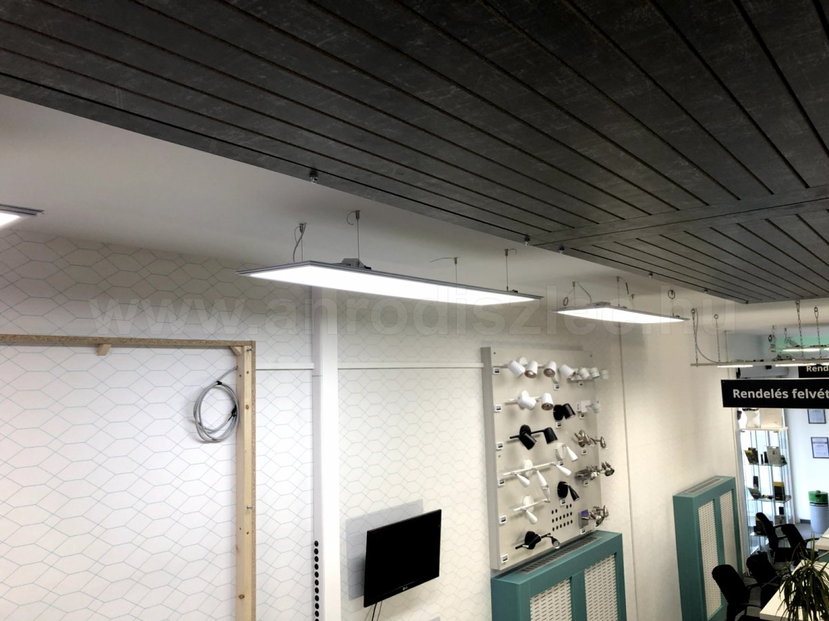 LED panel függesztők az ANRO bemutatóteremben