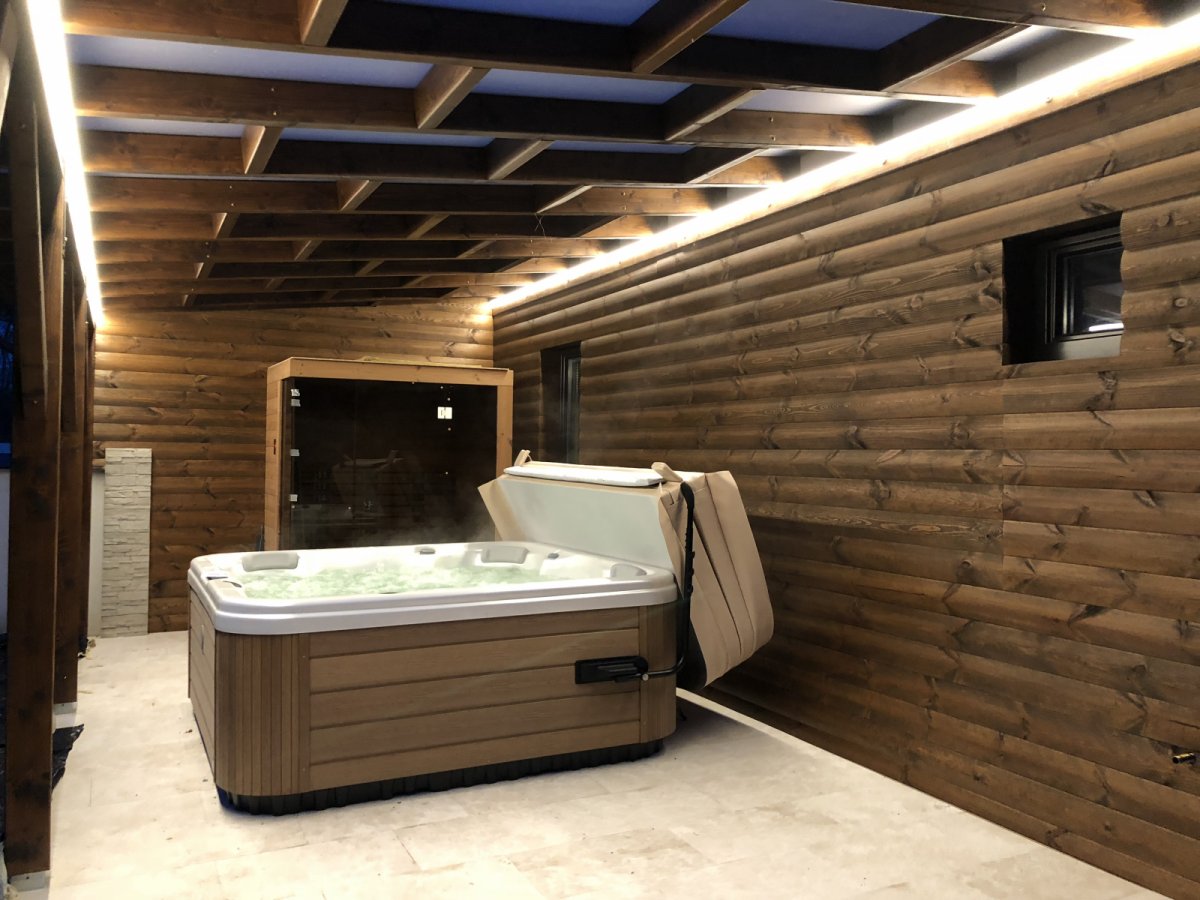 Elkészült a házi wellness, a lakók nagy kedvence!