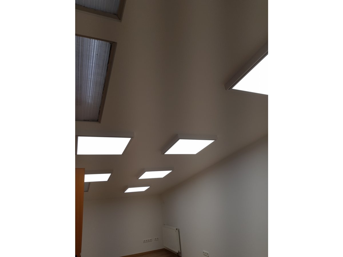 Kiemelő keret 60x60 cm-es led panelekkel