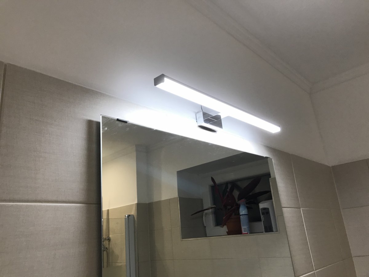 Tükör világítás 12W kanlux LED tükörvilágító lámpával 